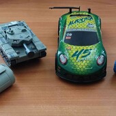 Машинки, все, що на фото. Багато лотів з різними машинками