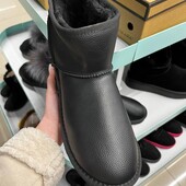 Черевики уггі чорна повсякденна р.40,41