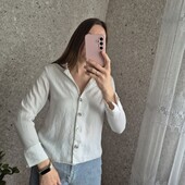 Гарнюча, базова блуза на гудзики, гарний стан❤️