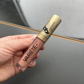 Рідка нюдова помада для губ Eveline дуже красивого кольору)