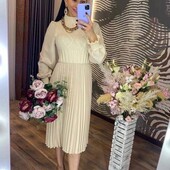 Теплое вязаное нарядное платье