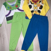 Дві піжами на 6-7років.