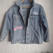Дитяча фірмова куртка джинсівка на дівчинку , зріст 155
