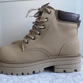 Бежеві шкіряні жіночі ботінки ботинки черевики кожаные зимние ботинки