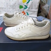 Кожаные кроссовки.р.р.38.стелька 24 см.в хорошем состоянии.Оригинал!