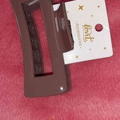 нова заколка краб