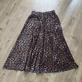 Спідниця міді