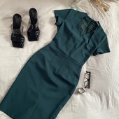 Сукня із костюмної тканини у смарагдовому кольорі