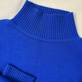 Тепле плаття яскравого синього кольору