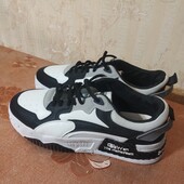 Кросівки 41 р.26 см