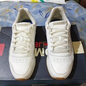 Кожаные кроссовки.р.р.38.стелька 24 см.в хорошем состоянии.Оригинал!