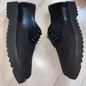 Туфлі у новому стані