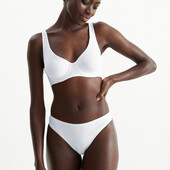 Арт.1155 бюстгальтер ліфчик жіночий білий м'яка чашка на кісточках від c&a євро 80D.