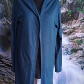 Стильний трикотажний кардиган на пишні форми з калюшоном.