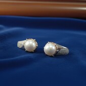 Срібні сережки з перлиною