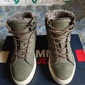 Утепленные хайтопы.р.р.37.стелька 23 см.в хорошем состоянии.Оригинал!