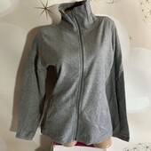 Флисовая кофта на молнии размер м, состояние хорошее