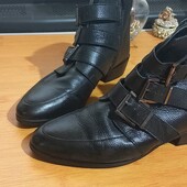 Шкіряні Черевики