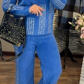 ///Женский костюм альпака