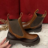 Ecco,оригінал,із натуральноі шкіри,розмір 35,устілка 23