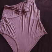 Віскозний боді на одне плече boohoo uk22