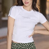 Бавовняна футболка з написом