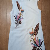 Коктейльное платье с объемной вышивкой нарядне плаття