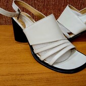 Босоножки стильные и удобные р.37