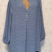 Очень красивая блузка р-р 20