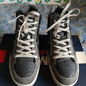 Утепленные хайтопы.р.р.43.стелька 27 см.в хорошем состоянии.Оригинал!