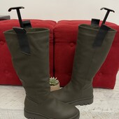 Чоботи із еко шкіри,від About You,розмір 41,устілка 26,5 .Розпродаж