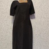 Очень красивое фактурное платье р-р 16