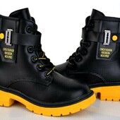 Класні стильні Демі черевики в наявності 29,30,розмір якість супер