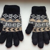 Звільняю шафу. Речі сина. Одна пара на вибір.