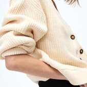 Прекрасний, світлий кардиган, мягесенький, об'ємні рукавички ✨