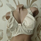 Класичний бюстгальтер від Bpc 95H