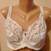 бюстгальтер 100 D, чашка 31 см