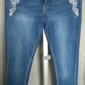 Распродажа!!!dkin Джинсы с вышивкой