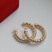 Шикарные серьги кольца с узором. Позолота 585 пробы 18К. Диаметр 3,7 см.