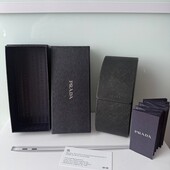Prada! Оригінал. брендовий чохол для окулярів і коробка з під окулярів в комплекті.