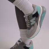 New balance кросівки