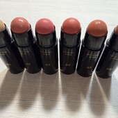 Помада H&M , багатофункціональний стик для макіяжу губ, щік та очей! В лоті peony