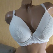 Бюстгальтер з коректором від Primark розм 40Е/90F