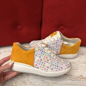 Vamos,із натуральної шкіри і замші,розмір 4,устілка 23,5.Ортопедичні