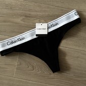 Базові стрінки від Calvin Klein, p.L в новому стані