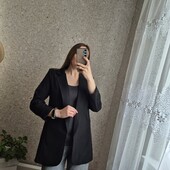 Легкий, базовий, подовжений жакет, чорного кольору, без дефектів ✨ Багато краси ✨